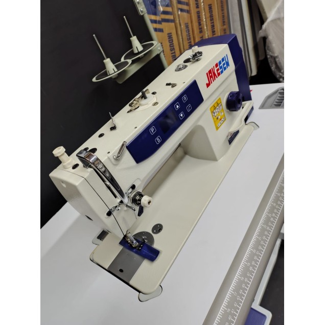 Máquina Reta Motor Direct Drive - Modelo JS200-D1 Jakesew Máquina Reta Motor Direct Drive - Modelo JS200-D1 Jakesew