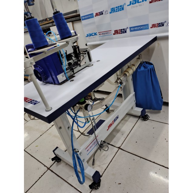 Máquina Overlok Ponto Cadeia C/ Arremate Pneumático - Modelo JS910D-4-BKT Jakesew